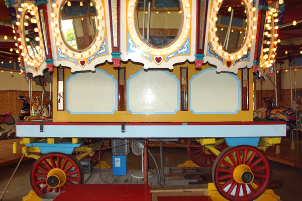 A picture containing object
Description automatically generated